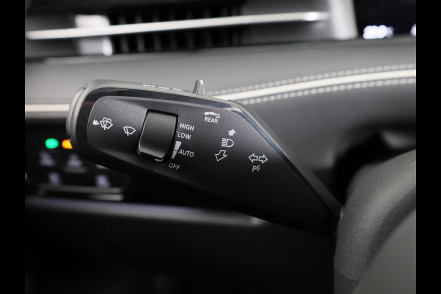 Volkswagen ID.7 Tourer Pro Business 77 kWh accu, 210 kW / 286 pk Variant 231PK | 17% bijtelling* | 20" LM velgen | Navigatie | 360 gradencamera | Matrix koplampen | Onderhoud tot 30-6-2030