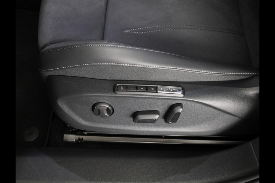 Volkswagen ID.7 Tourer Pro Business 77 kWh accu, 210 kW / 286 pk Variant 231PK | 17% bijtelling* | 20" LM velgen | Navigatie | 360 gradencamera | Matrix koplampen | Onderhoud tot 30-6-2030