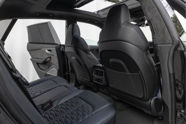 Audi RSQ8-R ABT 4.0 TFSI 740pk Quattro 1 of 125 B&O Advanced Standkachel