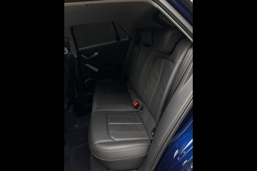 Audi Q2 35 TFSI 2x S-Line CarPlay Camera