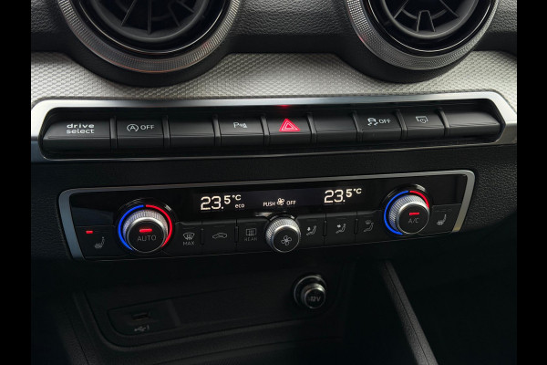 Audi Q2 35 TFSI 2x S-Line CarPlay Camera