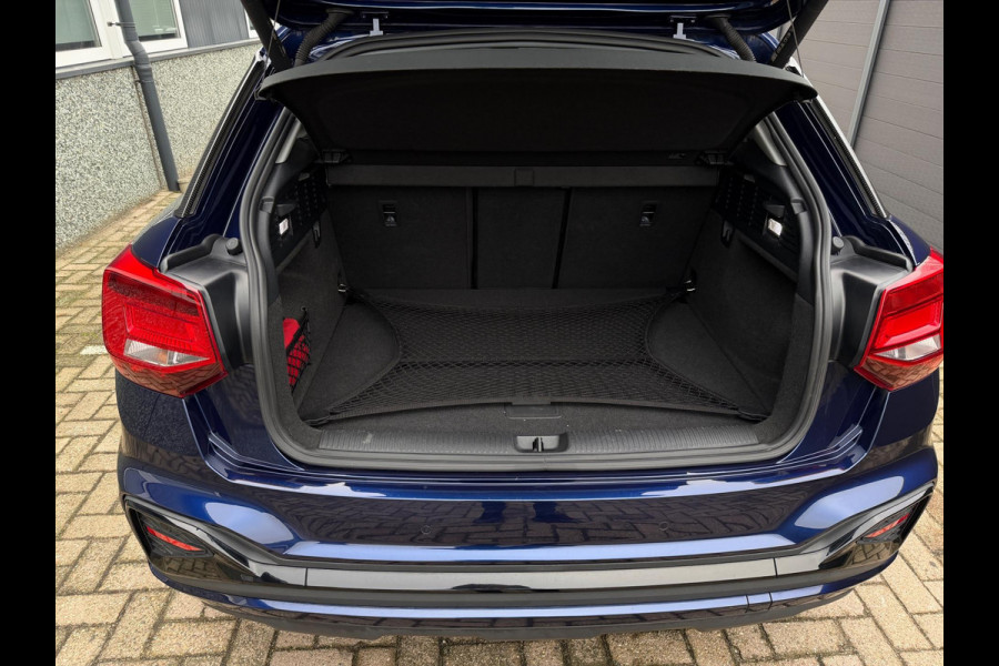 Audi Q2 35 TFSI 2x S-Line CarPlay Camera