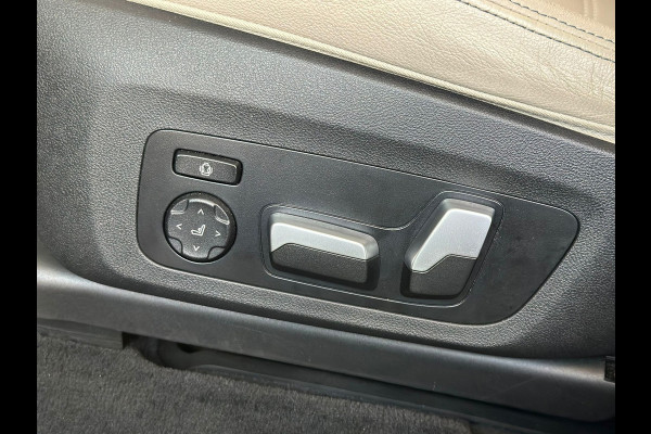 BMW X3 XDrive30i High Executive | Leder | HUD | Camera | Sportstoelen | Virtual Dash |Harman Kardon
