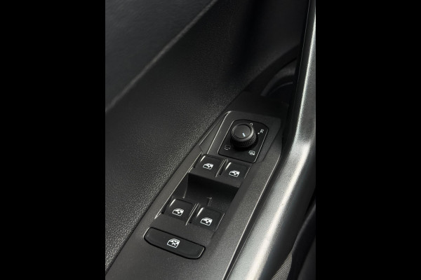 Volkswagen Polo 1.0 TSI Life CarPlay Camera LED