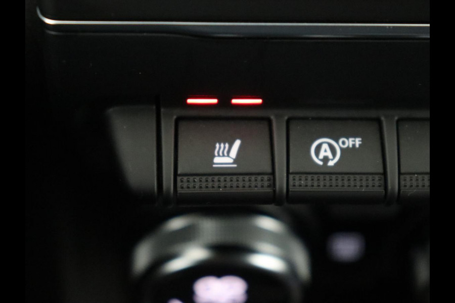 Renault Clio 1.0 TCe Intens | Stoelverwarming | Camera | Carplay | Half leder | Climate control | Full LED | Parkeerhulp | Cruise control | Keyless