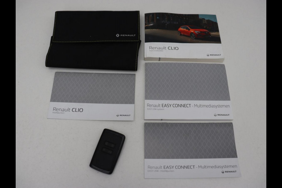 Renault Clio 1.0 TCe Intens | Stoelverwarming | Camera | Carplay | Half leder | Climate control | Full LED | Parkeerhulp | Cruise control | Keyless