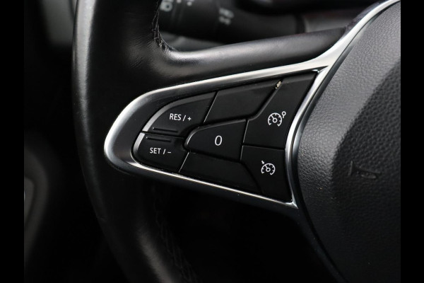 Renault Clio 1.0 TCe Intens | Stoelverwarming | Camera | Carplay | Half leder | Climate control | Full LED | Parkeerhulp | Cruise control | Keyless