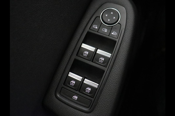 Renault Clio 1.0 TCe Intens | Stoelverwarming | Camera | Carplay | Half leder | Climate control | Full LED | Parkeerhulp | Cruise control | Keyless