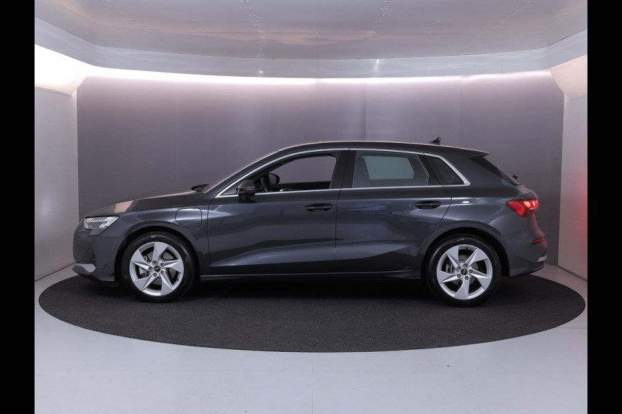 Audi A3 Sportback 40 TFSI e Advanced edition 204 pk S-tronic | Verlengde garantie | Navigatie | Parkeersensoren (Park assist) | Achteruitrijcamera | Stoelverwarming |