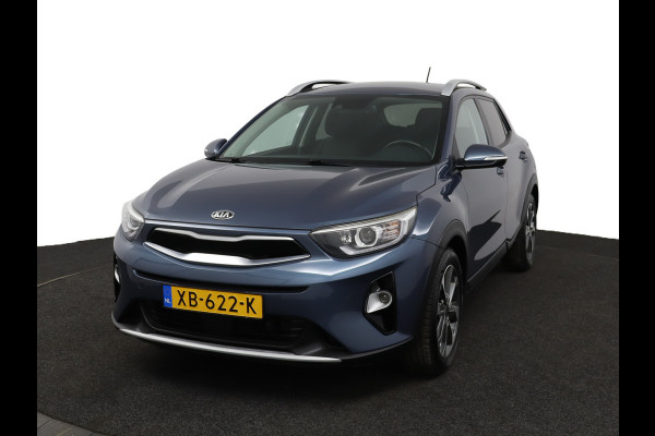 Kia Stonic 1.0 T-GDi DynamicLine - Cruise Control - Lichtmetalen Velgen - Navigatie - Apple/Android Carplay - Virena Zekerheidspakket €895,-