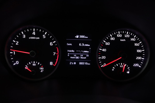 Kia Stonic 1.0 T-GDi DynamicLine - Cruise Control - Lichtmetalen Velgen - Navigatie - Apple/Android Carplay - Virena Zekerheidspakket €895,-