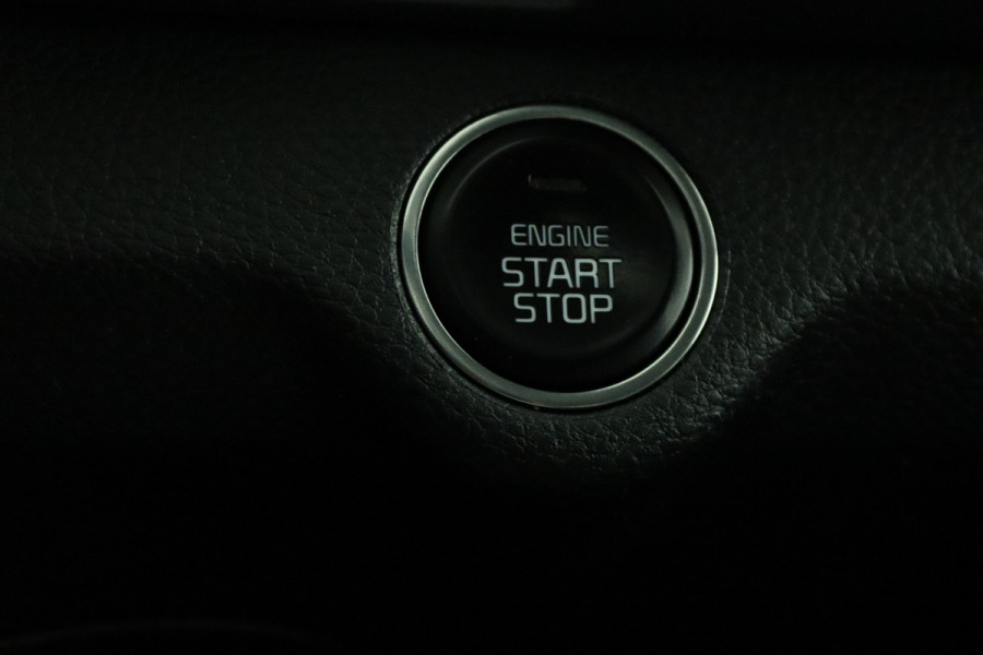 Kia Stonic 1.0 T-GDi DynamicLine - Cruise Control - Lichtmetalen Velgen - Navigatie - Apple/Android Carplay - Virena Zekerheidspakket €895,-