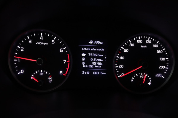 Kia Stonic 1.0 T-GDi DynamicLine - Cruise Control - Lichtmetalen Velgen - Navigatie - Apple/Android Carplay - Virena Zekerheidspakket €895,-