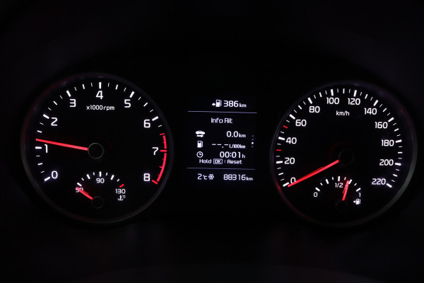 Kia Stonic 1.0 T-GDi DynamicLine - Cruise Control - Lichtmetalen Velgen - Navigatie - Apple/Android Carplay - Virena Zekerheidspakket €895,-