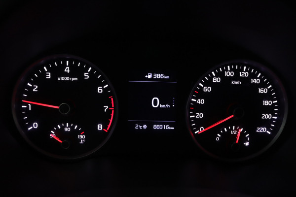 Kia Stonic 1.0 T-GDi DynamicLine - Cruise Control - Lichtmetalen Velgen - Navigatie - Apple/Android Carplay - Virena Zekerheidspakket €895,-