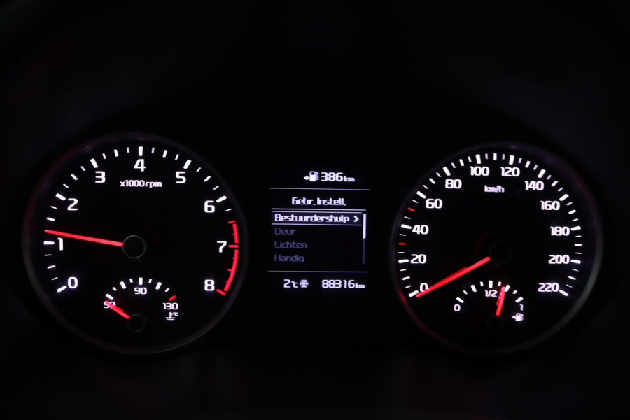 Kia Stonic 1.0 T-GDi DynamicLine - Cruise Control - Lichtmetalen Velgen - Navigatie - Apple/Android Carplay - Virena Zekerheidspakket €895,-