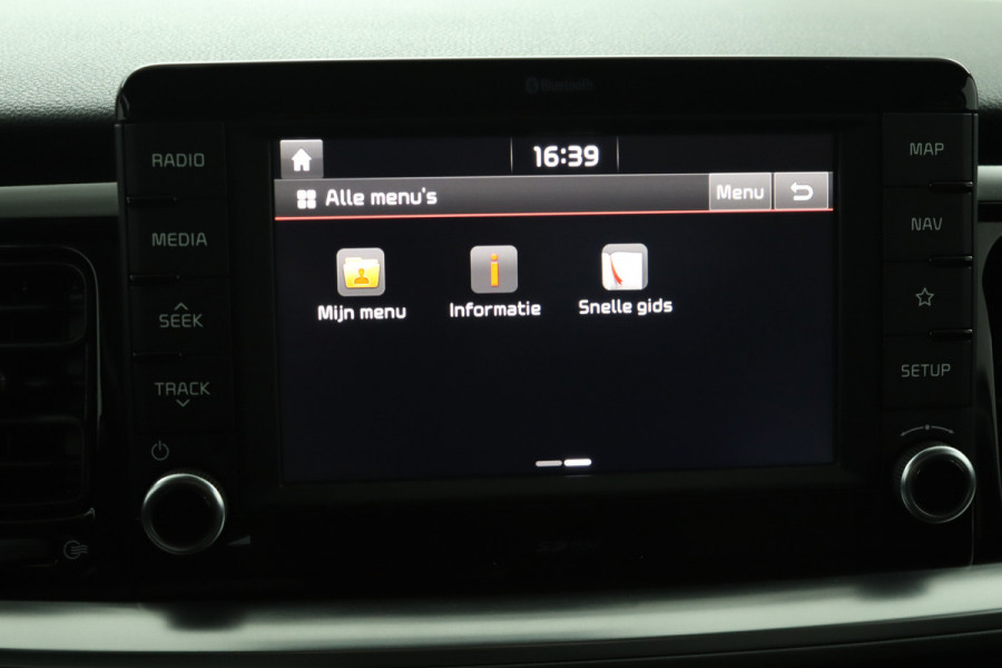 Kia Stonic 1.0 T-GDi DynamicLine - Cruise Control - Lichtmetalen Velgen - Navigatie - Apple/Android Carplay - Virena Zekerheidspakket €895,-