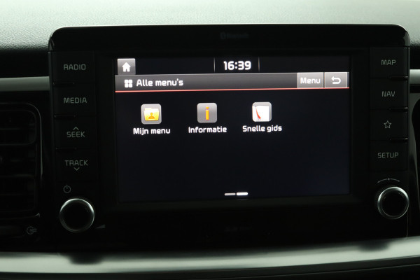 Kia Stonic 1.0 T-GDi DynamicLine - Cruise Control - Lichtmetalen Velgen - Navigatie - Apple/Android Carplay - Virena Zekerheidspakket €895,-