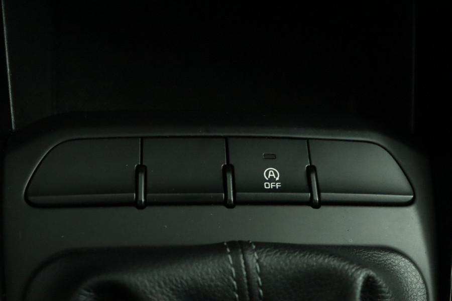 Kia Stonic 1.0 T-GDi DynamicLine - Cruise Control - Lichtmetalen Velgen - Navigatie - Apple/Android Carplay - Virena Zekerheidspakket €895,-