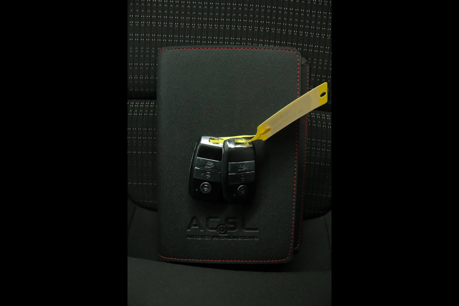 Kia Stonic 1.0 T-GDi DynamicLine - Cruise Control - Lichtmetalen Velgen - Navigatie - Apple/Android Carplay - Virena Zekerheidspakket €895,-