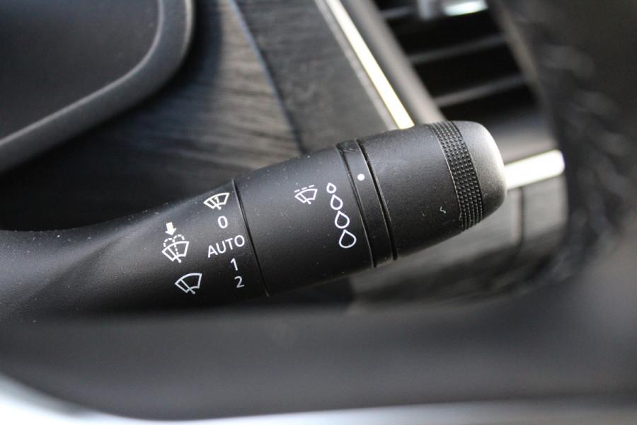 Renault Trafic 2.0 Blue dCi 170pk T29 L2H1 Extra DC - 2x Schuifdeur - Carplay - LED - Blind Spot - Navigatie - Camera - Trekhaak - Stoelverwarm