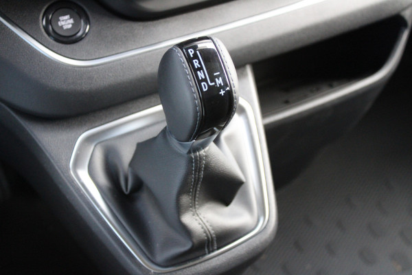 Renault Trafic 2.0 Blue dCi 170pk T29 L2H1 Extra DC - 2x Schuifdeur - Carplay - LED - Blind Spot - Navigatie - Camera - Trekhaak - Stoelverwarm