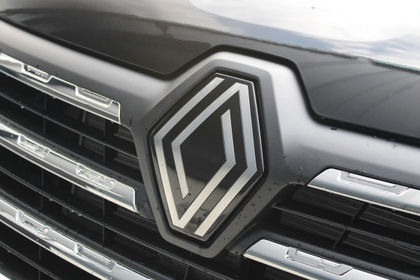 Renault Trafic 2.0 Blue dCi 170pk T29 L2H1 Extra DC - 2x Schuifdeur - Carplay - LED - Blind Spot - Navigatie - Camera - Trekhaak - Stoelverwarm