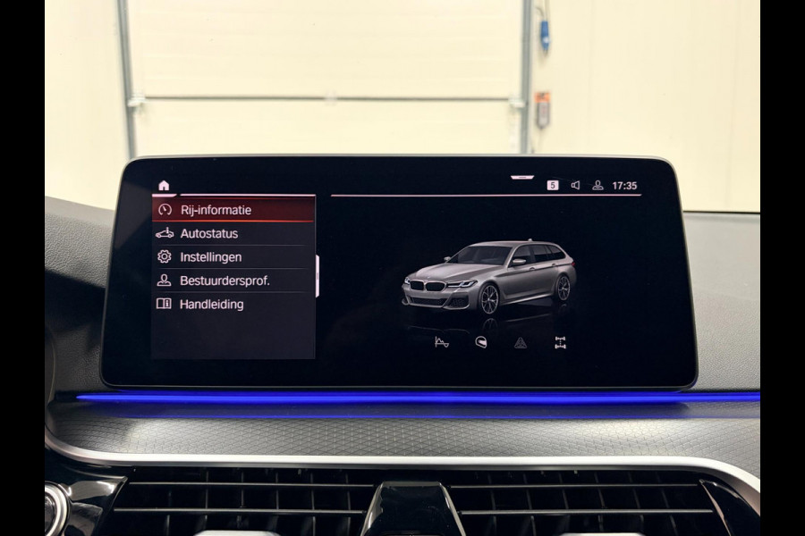 BMW 5 Serie Touring 520i Business Edition Plus M-pakket Hud Navi DAB Carplay Trekhaak Stoelverw. Memory Virtual Matrix ACC