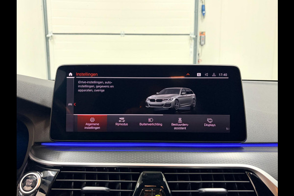 BMW 5 Serie Touring 520i Business Edition Plus M-pakket Hud Navi DAB Carplay Trekhaak Stoelverw. Memory Virtual Matrix ACC