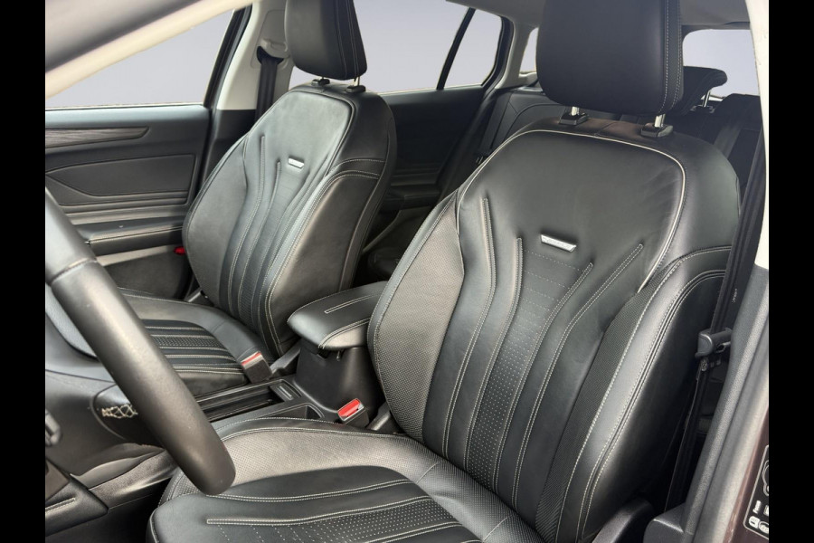 Ford FOCUS Wagon 1.5 EcoBoost 182 pk Vignale,achteruitrijcamera headup display,18 inch, leder,stoelverwarming