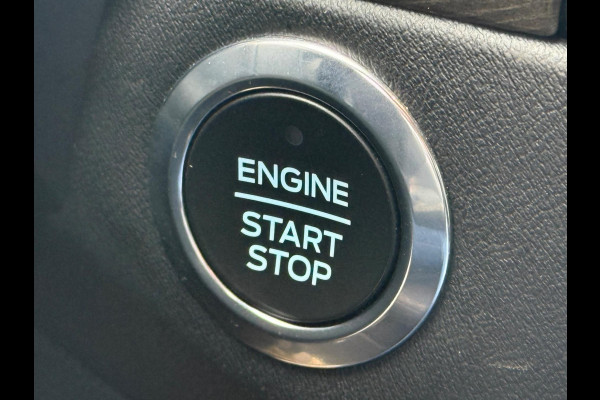 Ford FOCUS Wagon 1.5 EcoBoost 182 pk Vignale,achteruitrijcamera headup display,18 inch, leder,stoelverwarming