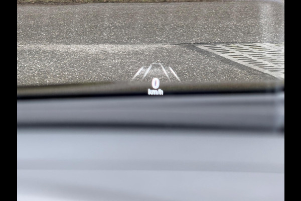 Ford FOCUS Wagon 1.5 EcoBoost 182 pk Vignale,achteruitrijcamera headup display,18 inch, leder,stoelverwarming