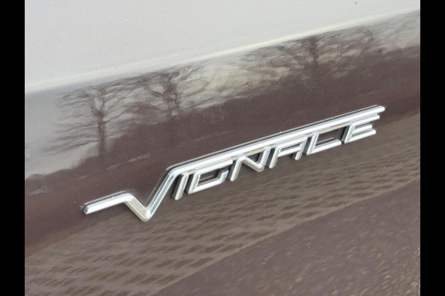 Ford FOCUS Wagon 1.5 EcoBoost 182 pk Vignale,achteruitrijcamera headup display,18 inch, leder,stoelverwarming