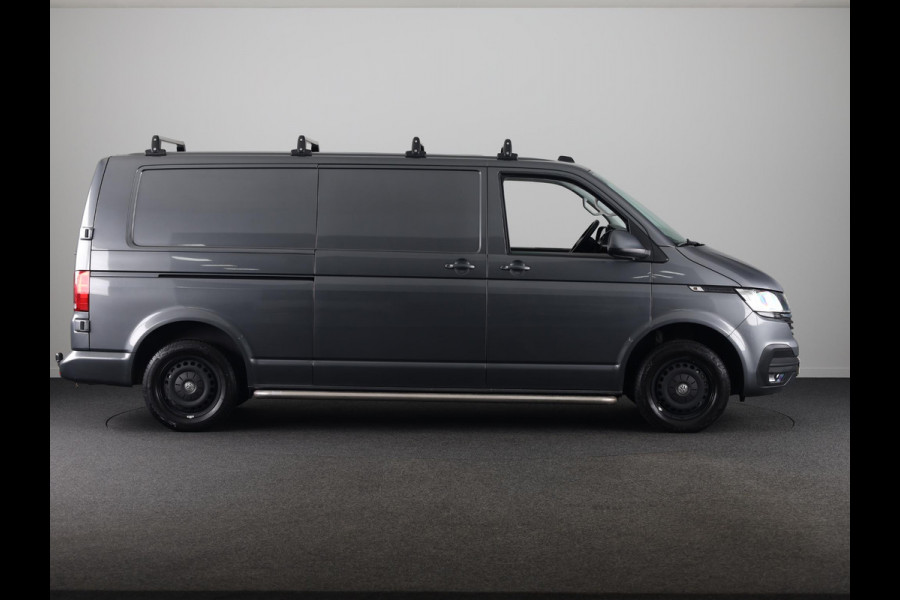 Volkswagen Transporter 2.0 TDI L2H1 28 Comfortline 110PK | Navigatie | Multifunctioneel stuurwiel | Trekhaak | Inrichting |