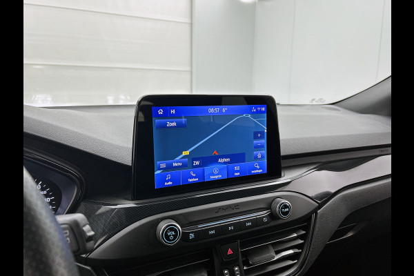 Ford Focus 1.0 EcoBoost ST Line Business (STUUR-/STOELVERWARMING, CAMERA, CARPLAY, PDC, CLIMA, NAVI, GOED ONDERHOUDEN)