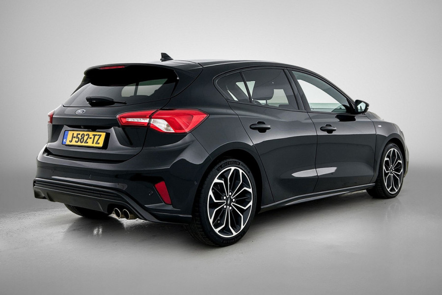 Ford Focus 1.0 EcoBoost ST Line Business (STUUR-/STOELVERWARMING, CAMERA, CARPLAY, PDC, CLIMA, NAVI, GOED ONDERHOUDEN)