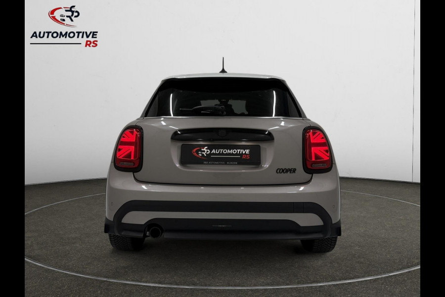 MINI Mini 1.5 Cooper Navi Leer Camera PDC Carplay Keyless Go & Entry LM velgen Zwarte hemel Stoelverw. Sportstoelen LED BTW auto!