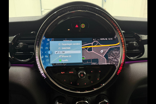 MINI Mini 1.5 Cooper Navi Leer Camera PDC Carplay Keyless Go & Entry LM velgen Zwarte hemel Stoelverw. Sportstoelen LED BTW auto!