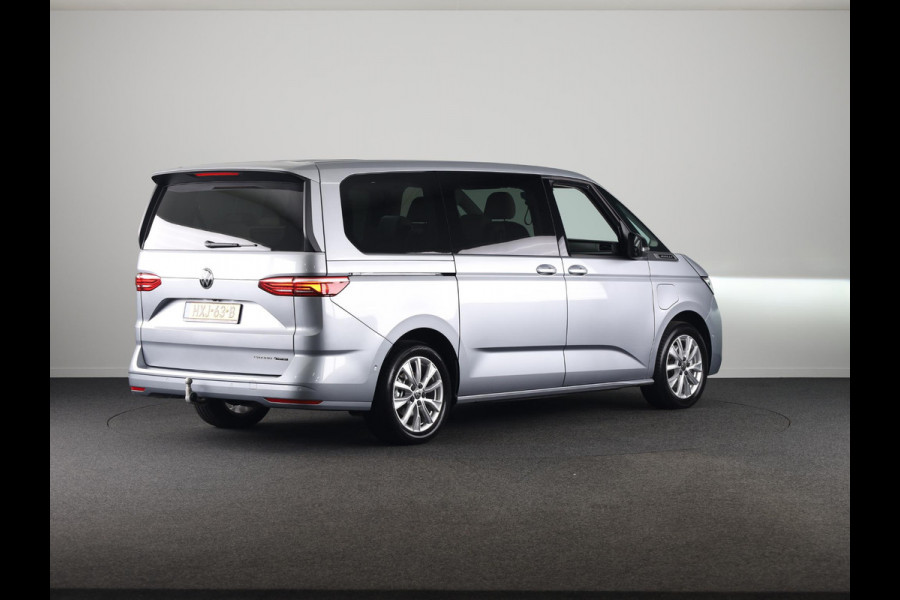 Volkswagen Multivan 1.5 eHybrid L2 Bulli Edition 4Motion 245 PK PHEV | Verlengde garantie | Trekhaak wegklapbaar | Navigatie | Camera | Stoelverwarming |