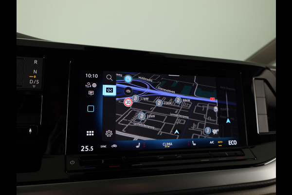 Volkswagen Multivan 1.5 eHybrid L2 Bulli Edition 4Motion 245 PK PHEV | Verlengde garantie | Trekhaak wegklapbaar | Navigatie | Camera | Stoelverwarming |