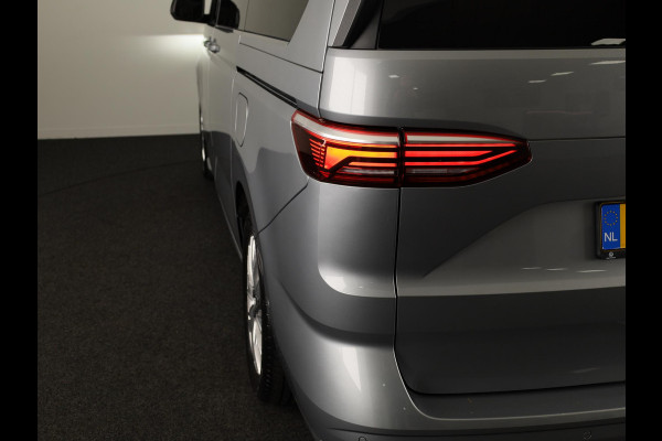 Volkswagen Multivan 1.5 eHybrid L2 Bulli Edition 4Motion 245 PK PHEV | Verlengde garantie | Trekhaak wegklapbaar | Navigatie | Camera | Stoelverwarming |