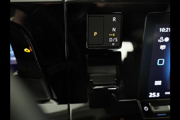 Volkswagen Multivan 1.5 eHybrid L2 Bulli Edition 4Motion 245 PK PHEV | Verlengde garantie | Trekhaak wegklapbaar | Navigatie | Camera | Stoelverwarming |