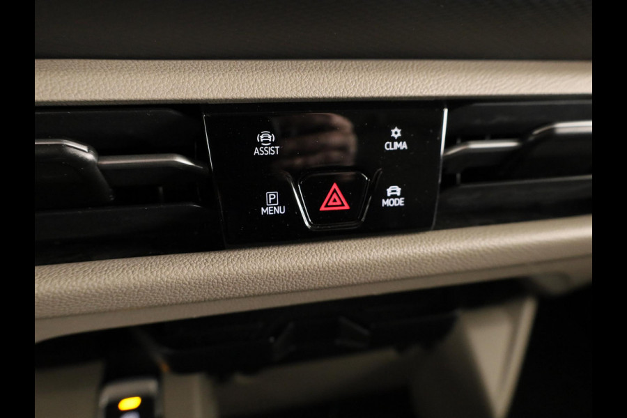 Volkswagen Multivan 1.5 eHybrid L2 Bulli Edition 4Motion 245 PK PHEV | Verlengde garantie | Trekhaak wegklapbaar | Navigatie | Camera | Stoelverwarming |