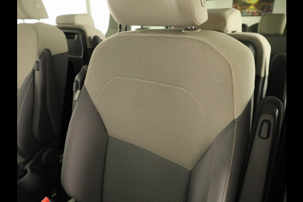 Volkswagen Multivan 1.5 eHybrid L2 Bulli Edition 4Motion 245 PK PHEV | Verlengde garantie | Trekhaak wegklapbaar | Navigatie | Camera | Stoelverwarming |