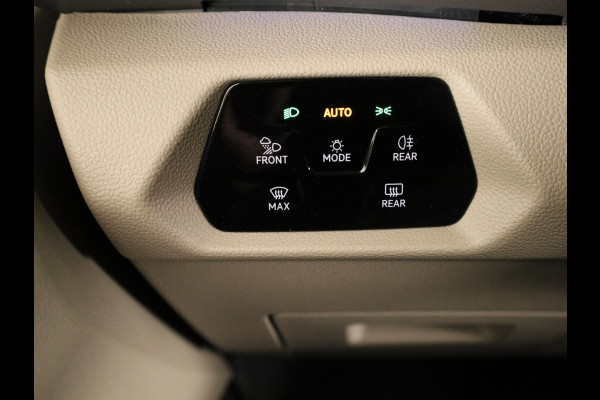 Volkswagen Multivan 1.5 eHybrid L2 Bulli Edition 4Motion 245 PK PHEV | Verlengde garantie | Trekhaak wegklapbaar | Navigatie | Camera | Stoelverwarming |