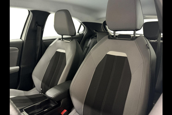 Opel Mokka 1.2 T Leder Navi Camera PDC Climate Stoelverwarm. Carplay Cruise BTW auto
