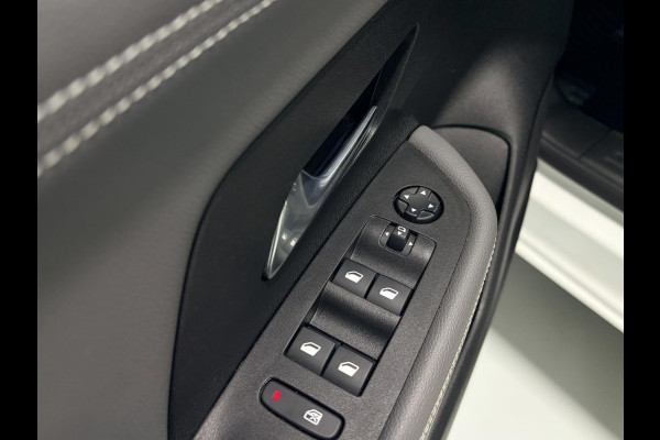 Opel Mokka 1.2 T Leder Navi Camera PDC Climate Stoelverwarm. Carplay Cruise BTW auto