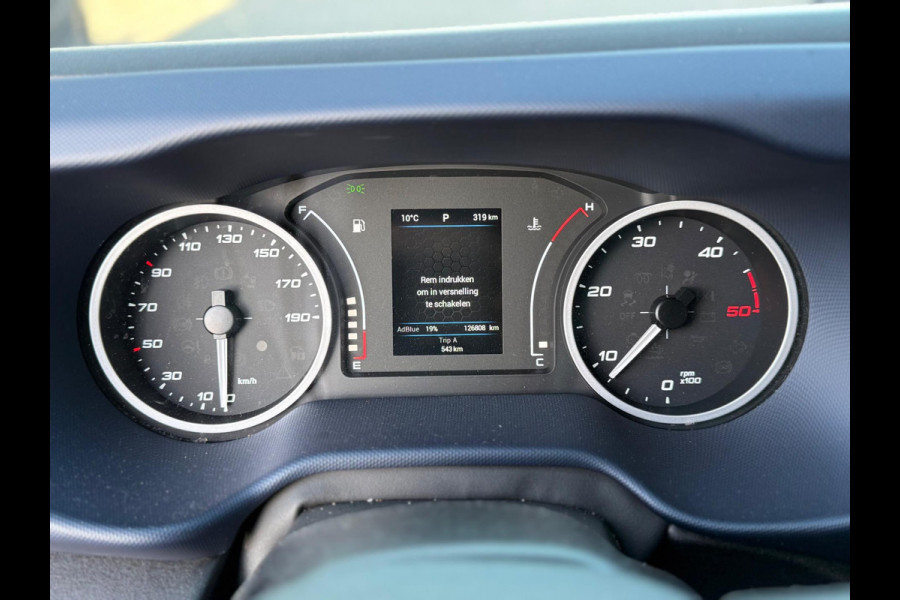 Iveco Daily 35S21 3.0 410 AUTOMAAT CARPLAY-CLIMA-CRUISE-ELEKTRISCHE LIER-FULL LED-LUCHTVERING-NAVIGATIE-TACHOGRAAF-TREKHAAK