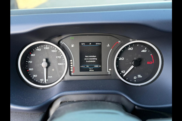 Iveco Daily 35S21 3.0 410 AUTOMAAT CARPLAY-CLIMA-CRUISE-ELEKTRISCHE LIER-FULL LED-LUCHTVERING-NAVIGATIE-TACHOGRAAF-TREKHAAK