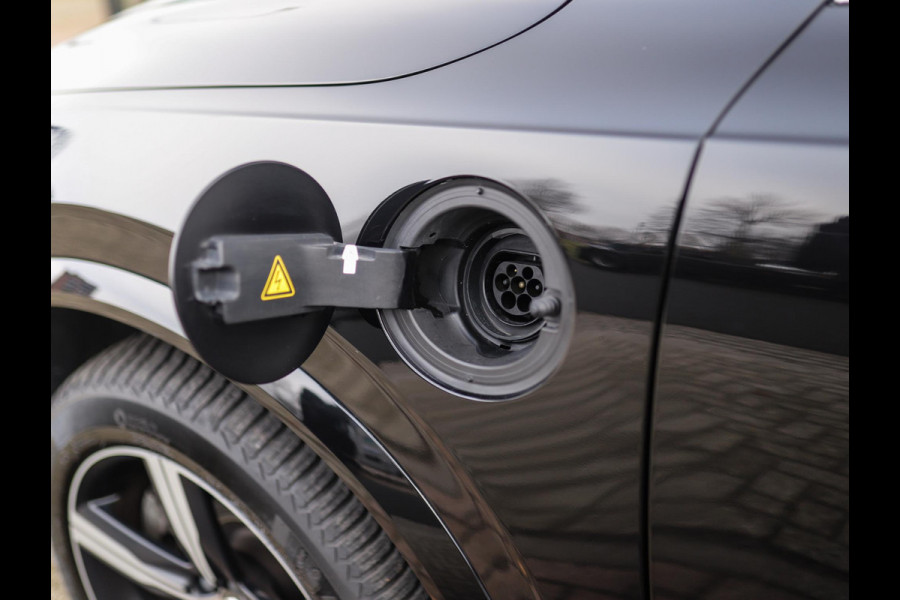 Volvo XC90 2.0 T8 Twin Engine AWD R-Design | Luchtvering | Harman Kardon | HUD | Camera